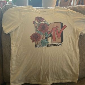 White MTV Shirt, Great Condition.